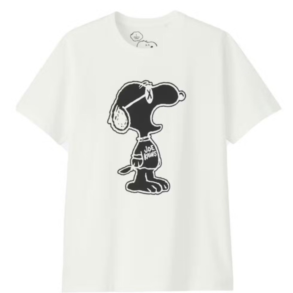 ♥️… Uniqlo x Joe Kaws Snoopy Tee